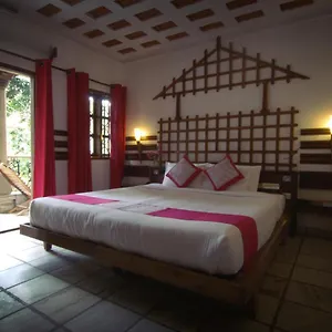 Ambadi Hotel