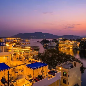 Shalom Backpackers Hostel Udaipur