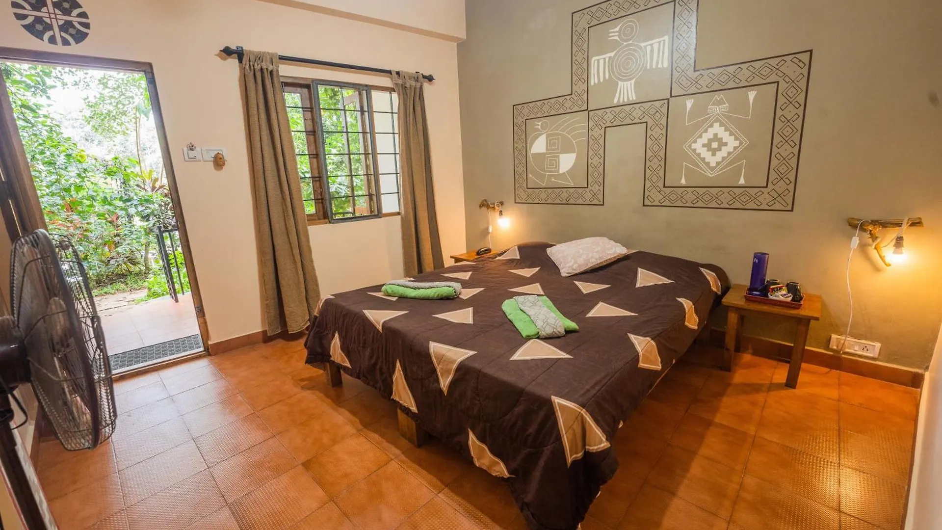 ***  Chrissie'S Hotel Thekkady Inde
