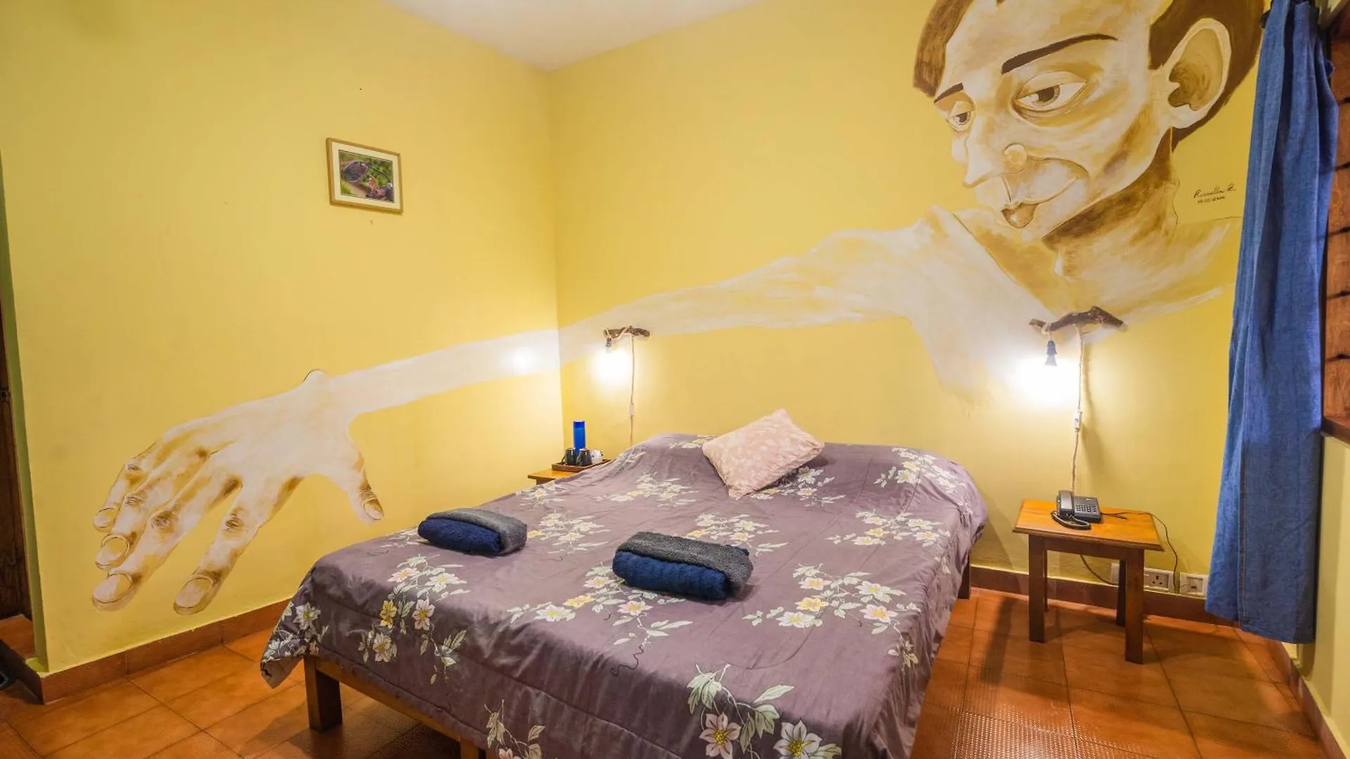 Chrissie'S Hotel Thekkady